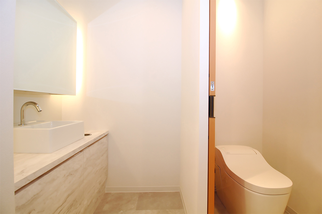 パウダールーム